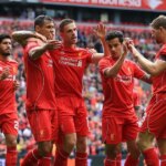 Jordan Henderson so spoluhráčmi z Liverpoolu