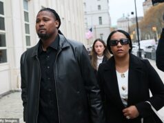 Hviezda MLB Luis Ortiz sa nepriznáva vinným z manipulácie ihrísk, keď jeho partner stojí po jeho boku na súde v Brooklyne Nadhadzovač Cleveland Guardians Luis Ortiz prichádza na svoje obvinenie do Brooklynu v New Yorku