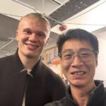 Erling Haaland si dal jedlo pomenované na jeho počesť v čínskej reštaurácii v Manchestri po tom, čo odhalil svoju pozápasovú rutinu tankovania.