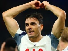 Hviezda Tottenhamu Joao Palhinha vracia úder Jamiemu Carragherovi, keď Arsenal varuje Joao Palhinha