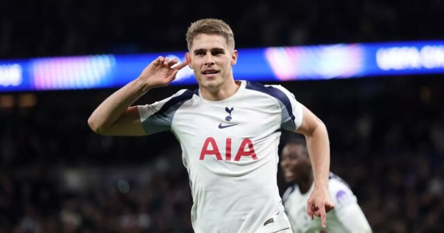 Hviezda Tottenhamu Micky van de Ven objasňuje incident Chelsea, ktorý Micky van de Ven