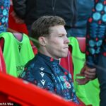 James McClean zaútočil na fanúšikov po tom, čo bol zneužitý za to, že odmietol nosiť mak