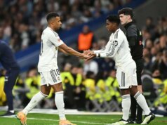 Hviezdy Ardy, Bellinghamu a Realu Madrid podporujú Endricka po súboji vo Valencii Hviezdy Ardy, Bellinghamu a Realu Madrid podporujú Endricka po súboji vo Valencii