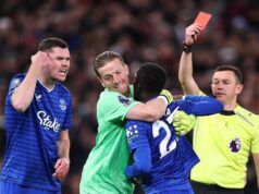 Idrissa Gueye prerušila mlčanie o fackovaní spoluhráča z Evertonu vs Man Utd | Futbal | Šport Idrissa Gueye prerušila mlčanie o fackovaní spoluhráča z Evertonu vs Man Utd | Futbal | Šport