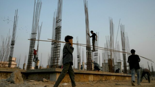 India napriek odporu odborov zavádza rozsiahle reformy práce | Labour Rights News
