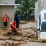 Indonézia sa snaží evakuovať obyvateľov Sumatry, keď počet obetí záplav stúpol na 34 | Správy o počasí