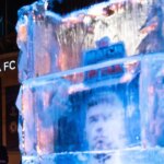 Predstavenie Palmerovej karty, ktorú predstavil Topps, značka zberateľských kariet Fanatics Collectibles, bolo výnimočným momentom pred zápasom pre veľké davy, ktoré prilákala počas celého večera.