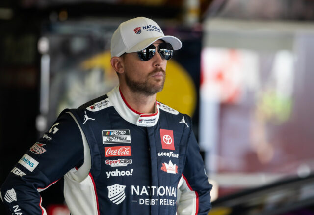 JGR zdieľa špeciálny návrat k narodeninám Dennyho Hamlina
