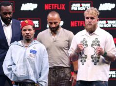 Jake Paul, Netflix podľa správ skúma náhrady „Tank“ Davisa Jake Paul, Netflix podľa správ skúma náhrady „Tank“ Davisa