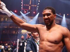 Jake Paul sa blíži k boju s Anthonym Joshuom po debakli Tanka Davisa Jake Paul sa blíži k boju s Anthonym Joshuom po debakli Tanka Davisa