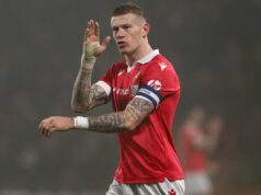 James McClean z Wrexhamu „hodil päsťou na fanúšika Cardiffu na parkovisku“ Futbalový stĺp Adama Cleryho