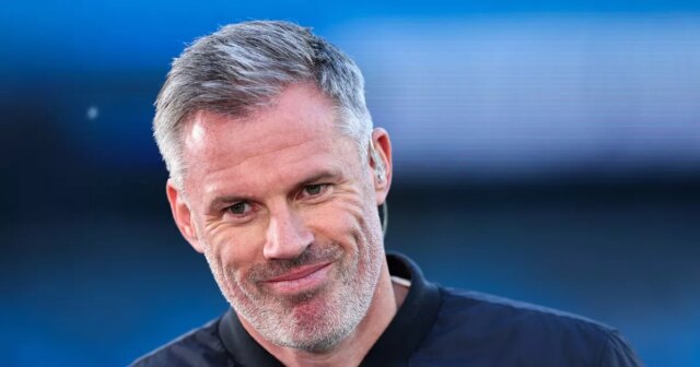 Jamie Carragher poslal do Liverpoolu dvojitú prestupovú správu, aby vyriešil najväčší problém Arneho Slotu