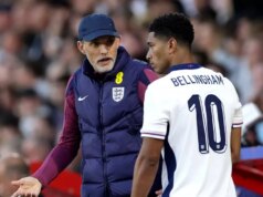 Jamie Carragher súhlasí s Thomasom Tuchelom v otázke „silného“ zaobchádzania s Jude Bellinghamom Jude Bellingham tlieska