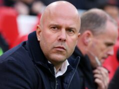 Jamie Carragher vyniesol verdikt Arnemu Slotovi uprostred tlaku vreca a nočnej mory Liverpoolu Arne Slot pred zápasom s Liverpoolom