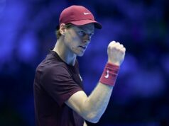 Jannik Sinner si udržiava perfektný štart do finále ATP, keďže päť Britov postúpilo do semifinále štvorhry Download app from appStore