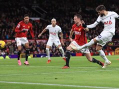 Je Tottenham vs Man Utd v televízii? Podrobnosti živého prenosu, čas výkopu a správy o tíme Rodrigo Bentancur z Tottenhamu Hotspur strelil druhý vyrovnávajúci gól pre svoj tím (2:2 počas zápasu Premier League medzi Manchestrom United a Tottenhamom Hotspur na Old Trafford 14. januára 2024 v Manchestri v Anglicku).