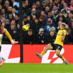 Boubacar Kamara skóre z okraja oblasti.