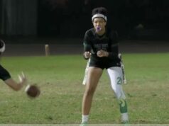 Je to Eagle Rock vs. Marshall for City girls vlajkový futbalový titul Je to Eagle Rock vs. Marshall for City girls vlajkový futbalový titul