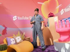 „Je to duševne chorá osoba, ktorá stále robila Blikajúce svetlá“ Kanye West a Bianca Censori na 67. odovzdávaní cien GRAMMY (obrázok cez Getty)