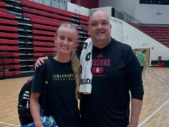 „Je to program, ktorý ma prinútil“ Všetko o hlavnom trénerovi volejbalu Indiana, Steve Aird (zdroj obrázka: Instagram Steve Airda)