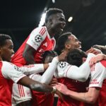 Arsenal oslavuje gól