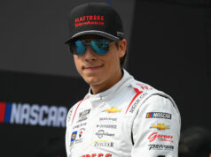 Jeff Dickerson zo Spire sa zamýšľa nad tým, ako posunúť Carsona Hocevara do pohára dávno predtým, ako kritici uverili Jeff Dickerson zo Spire sa zamýšľa nad tým, ako posunúť Carsona Hocevara do pohára dávno predtým, ako kritici uverili