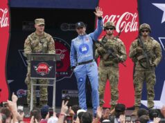 Jimmie Johnson spája svoje sily so značkou podporovanou Markom Cubanom a Petrom Jonesom v novom významnom partnerstve Jimmie Johnson spája svoje sily so značkou podporovanou Markom Cubanom a Petrom Jonesom v novom významnom partnerstve