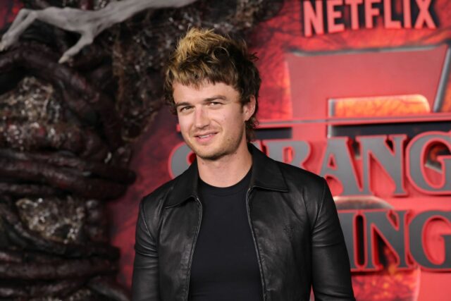 Joe Keery verí, že fanúšikovia budú milovať koniec 5. sezóny Obsadenie Stranger Things (obrázok cez Getty)