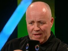 John Higgins vystrelil na „žalostný“ stôl v hodnote 785 000 libier v Rijáde – žartoval, že ho podopreli PIVNÉ PODLOŽKY John Higgins kritizoval „úbohé“ stoly na Riyadh Season Snooker Championship