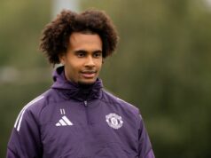 Joshua Zirkzee bol „nútený akceptovať“ rozhodnutie o prestupe z Man Utd napriek januárovým preferenciám Joshua Zirkzee z Manchestru United