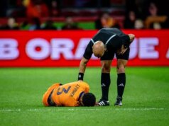 Jurrien Timber prerušil ticho po tom, čo Arsenal pred Tottenhamom vystrašil zranenie Jurrien Timber prerušil ticho po tom, čo Arsenal pred Tottenhamom vystrašil zranenie