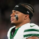 Rozohrávač Justin Fields bol na lavičke New York Jets v prospech Tyroda Taylora