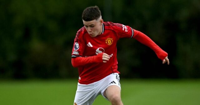 Kai Rooney sa chystá na debut na Old Trafford, ale Wayne to nemôže pozerať | Futbal | Šport
