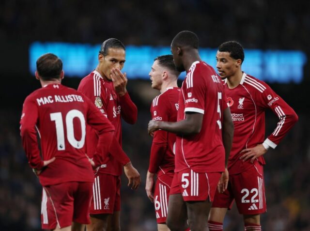 Kapitán Liverpoolu Virgil van Dijk upustil od prekvapivého náznaku odchodu Kapitán Liverpoolu Virgil van Dijk upustil od prekvapivého náznaku odchodu do dôchodku uprostred ťažkej sezóny