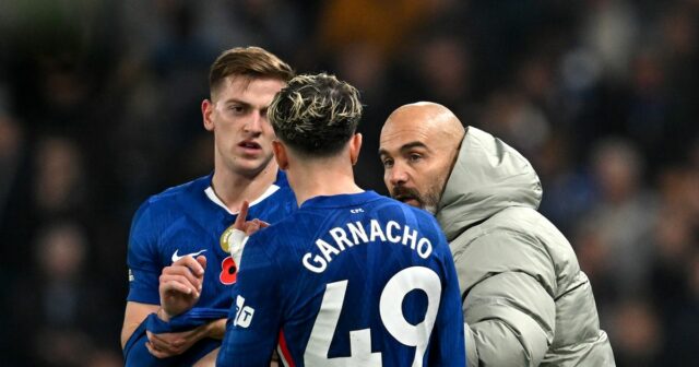 Každé slovo, ktoré Enzo Maresca povedal na adresu Estevaa a Chelsea