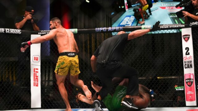 Každý záver UFC Vegas 111, vrátane kontroverzného headlinera Každý záver UFC Vegas 111, vrátane kontroverzného headlinera