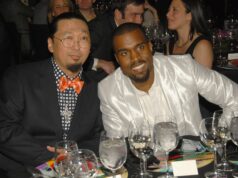 Kedy Kanye West a Takashi Murakami prvýkrát spolupracovali? Duo sa opäť zišlo v Japonsku po tom, čo sa Ye prekvapivo objavil na show Travisa Scotta ROC NATION SPORTS: Rn. 1. ročník Roc City Classic v hlavnej úlohe Kevin Durant x Kanye West (Zdroj obrázku: Getty)