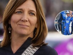 Kelley Earnhardt srdečne reaguje na Kylea Larsona a rodinné fotografie z ocenení NASCAR Kyle Larson a rodina pózujú s majstrovskou trofejou NASCAR Cup - cez @mrs_katelynlarson na Instagrame