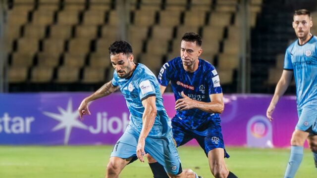 Kerala Blasters havaruje, keď Mumbai City vstupuje do semifinále Superpohára Kerala Blasters havaruje, keď Mumbai City vstupuje do semifinále Superpohára