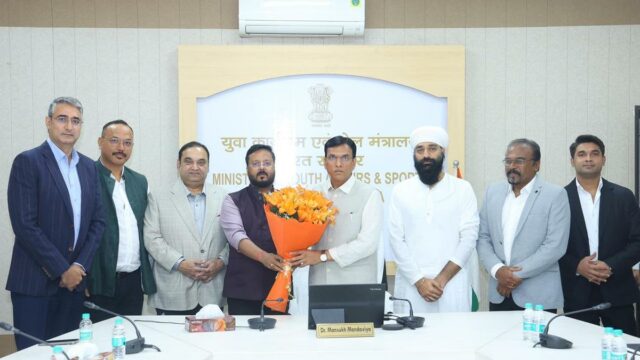 Kluby I-League sa stretli s ministrom športu Mandaviyam, aby vyjadrili Kluby I-League sa stretli s ministrom športu Mandaviyam, aby vyjadrili obavy z novej sezóny