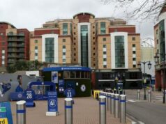 Kluby Premier League budú mať zakázané predávať aktíva sami sebe Kluby Premier League budú mať zakázané predávať aktíva sami sebe