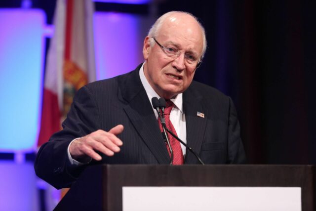 Koho zastrelil Dick Cheney? Opätovná návšteva poľovníckeho nešťastia po tom, Bývalý viceprezident Dick Cheney (obrázok cez Getty)