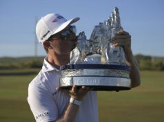 Koľko vyhral každý golfista zo 6 miliónov dolárov? Koľko vyhral každý golfista zo 6 miliónov dolárov?