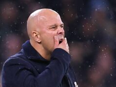 Komentáre Brendana Rodgersa sú pre Arneho Slota po hororovej show v Liverpoole veľké Tréner Liverpoolu Arne Slot