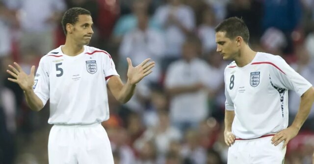 Rio Ferdinand a Frank Lampard boli na začiatku svojej kariéry v Anglicku stredobodom mediálnej búrky
