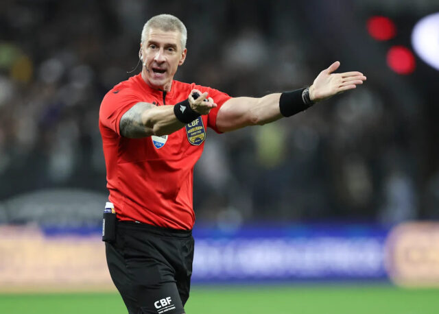 👀 Korinťania vedú São Paulo po kontroverznej penalte, vyjadrite sa
