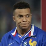 Kylian Mbappe predčasne opustil medzinárodné pôsobenie vo Francúzsku pre pretrvávajúce zranenie členka