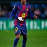 Lamine Yamal (na obrázku v akcii za Barcelonu) vyvolal spor medzi klubom a krajinou po tom, čo podstúpil operáciu bez toho, aby to povedal Španielsku