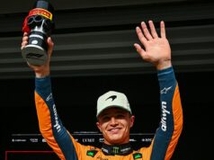 Lando Norris získal pole position v Interlagose! Brit vyhrá šprintérske preteky pred Veľkou cenou Brazílie, čím sa výrazne posilní v úsilí o majstrovstvá sveta F1 Lando Norris je držiteľom ceny Pirelli Sprint Award po tom, čo v piatok v Brazílii skončil na pole position