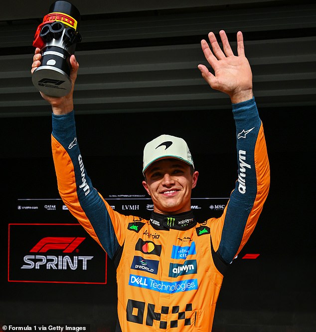 Lando Norris získal pole position v Interlagose! Brit vyhrá šprintérske Lando Norris je držiteľom ceny Pirelli Sprint Award po tom, čo v piatok v Brazílii skončil na pole position